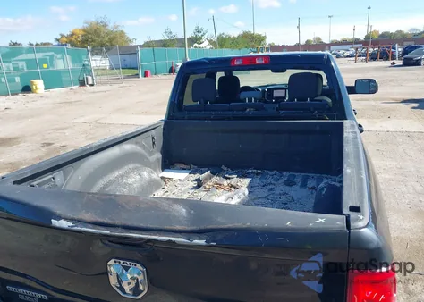 2022 Ram 2500 Big Horn 4X4 6'4 Box из США, поврежденный, VIN 3C6UR5DL4NG210345